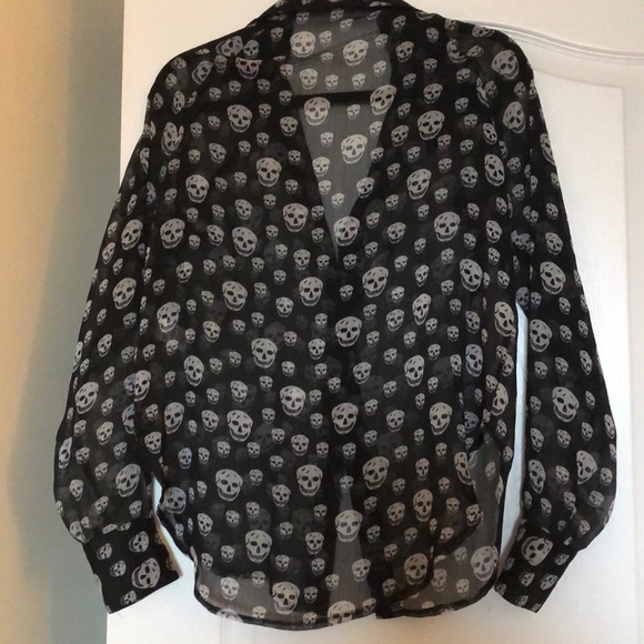 Beautiful Skull printed top - Picture 2 of 2